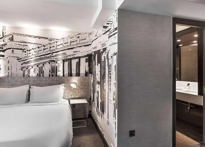 ホテル Radisson Blu Hotel, Centre 4*