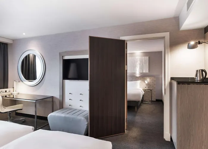 Radisson Blu Hotel, Centre ホテル