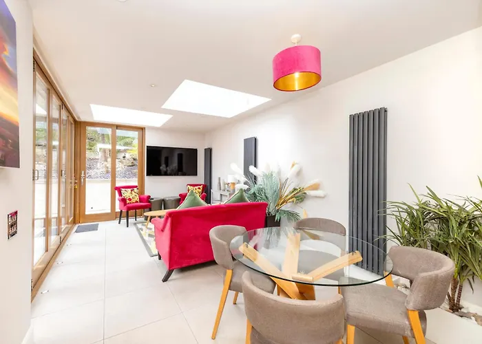 Joivy Ultra Luxe Near Princes Street *