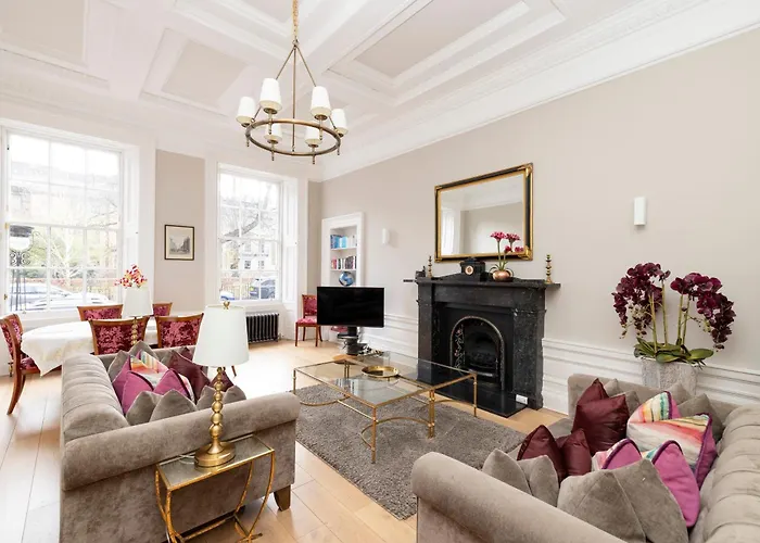 Joivy Ultra Luxe Near Princes Street * 에든버러
