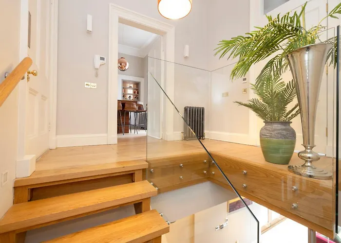 Joivy Ultra Luxe Near Princes Street דירה אדינבורו