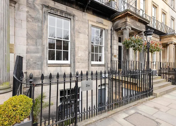 Joivy Ultra Luxe Near Princes Street