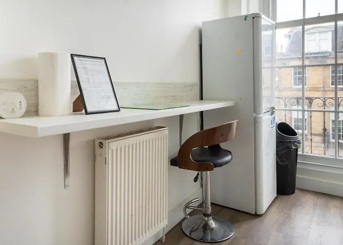 Bright High-ceiling 2bd Flat - Edinburgh! Edinburgh