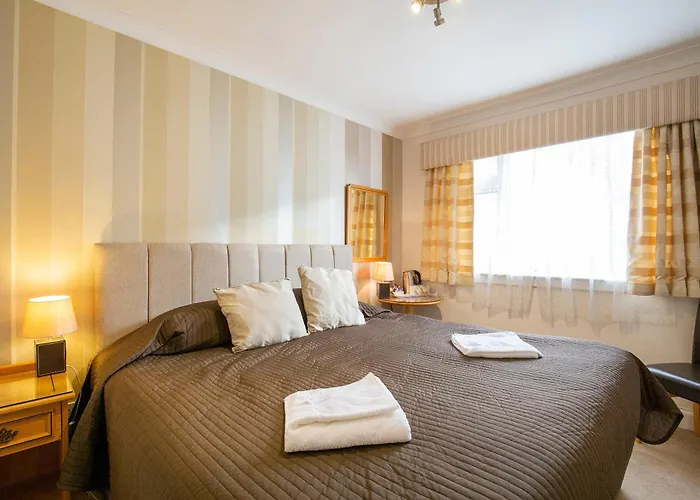 Arden Guest House, Craigmillar Castle 3* 에든버러