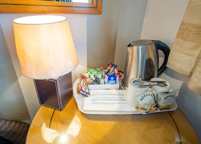 Hotel Arden Guest House, Craigmillar Castle