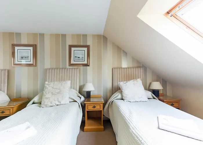 Arden Guest House, Craigmillar Castle Hotel 3*