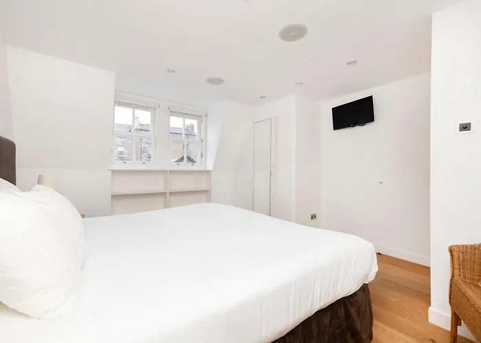 Joivy Superb Flats In The Heart Of