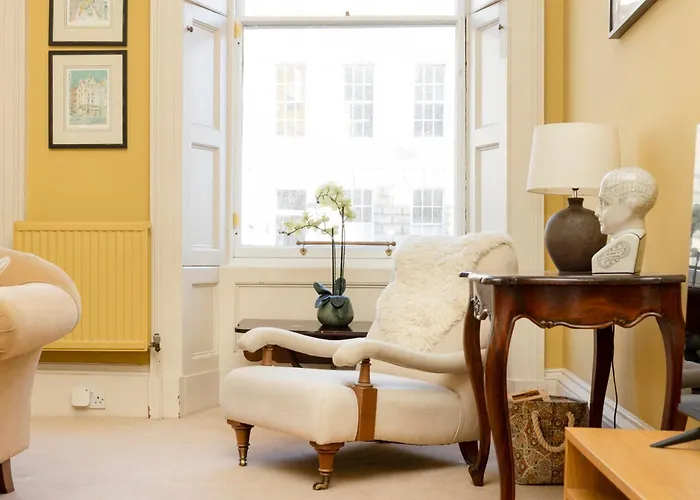 Joivy Chic And Spacious House At The Heart Of The Edinburgh