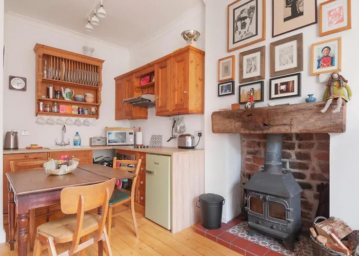Apartment Cozy With Character Vibrant Style Flat At Leith Links Park Edinburgh