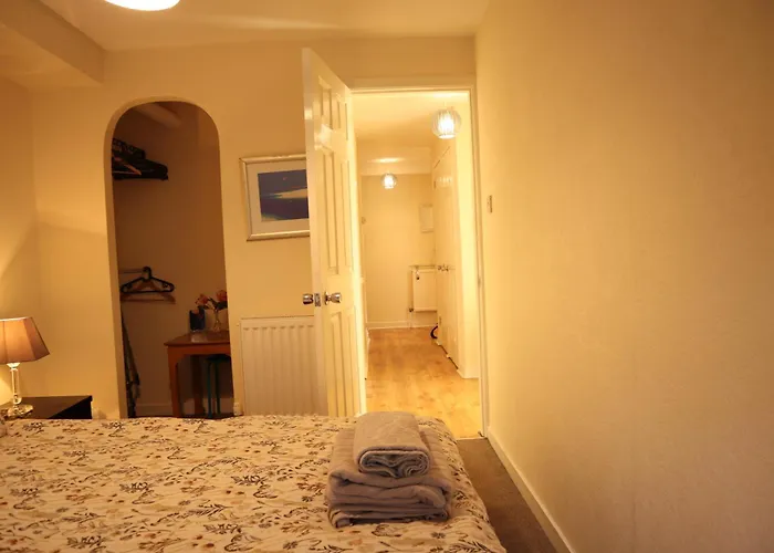 3 Bedrooms Flat In Old Town Sleeps 6 Apartmán *