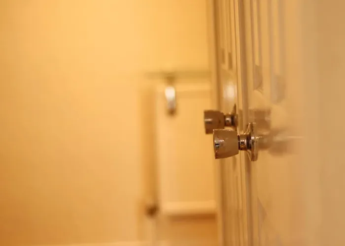 דירה 3 Bedrooms Flat In Old Town Sleeps 6 *