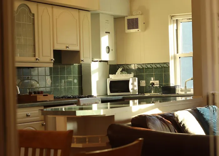 דירה 3 Bedrooms Flat In Old Town Sleeps 6 אדינבורו