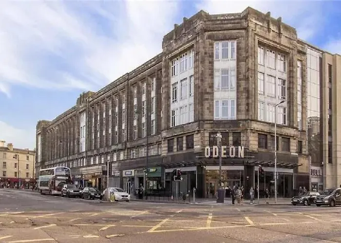 Flat In Old Town * Edinburgh