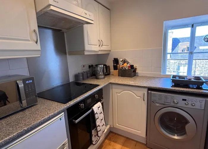 The Shore Modern 2 Bedroom Apartament