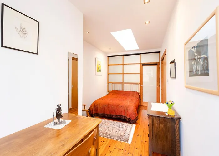 New Town Deluxe With Terrace