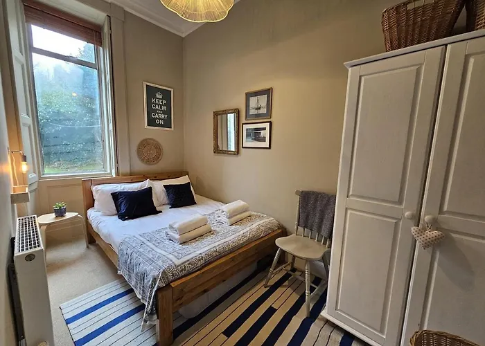 Two-bed In Vibrant Stockbridge, Lejlighed Edinburgh