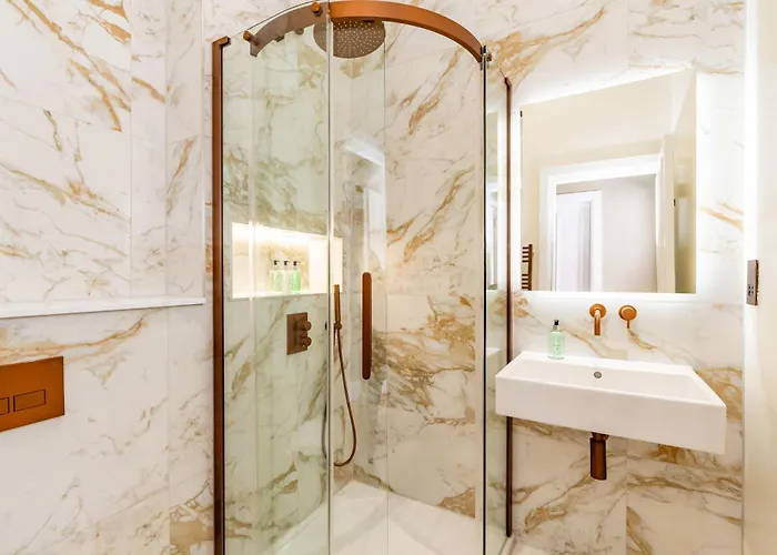 Dragon Luxury At 9 Albyn Place