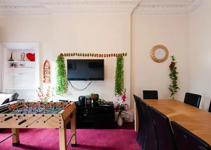 Lauriston Roomz Hotell *