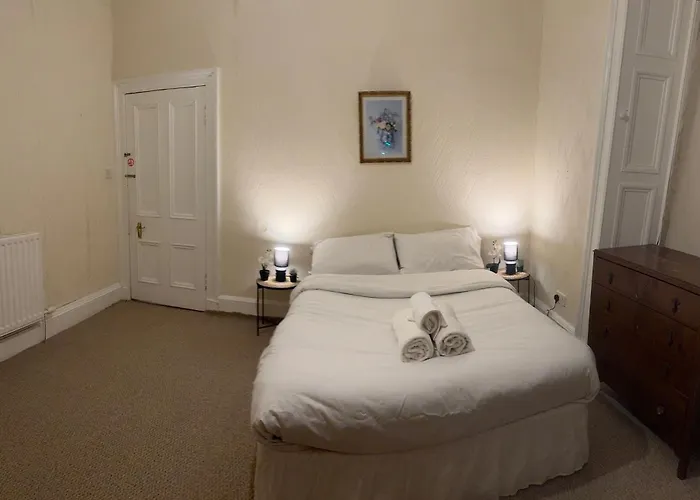 Homestay Haymarket Flat Edinburgh