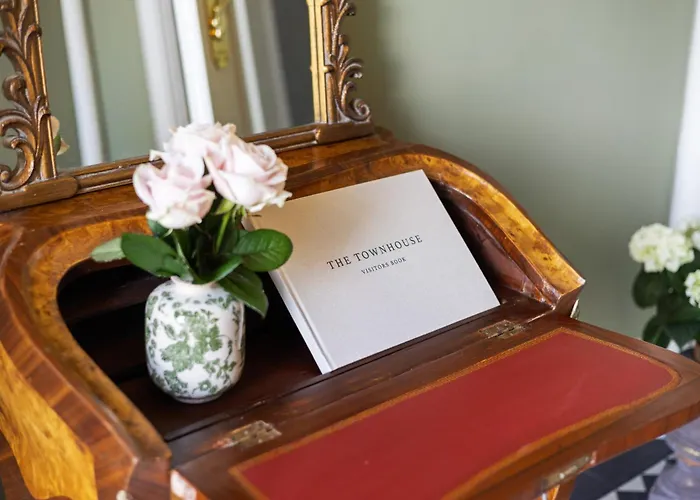 The Townhouse, Leith 4*