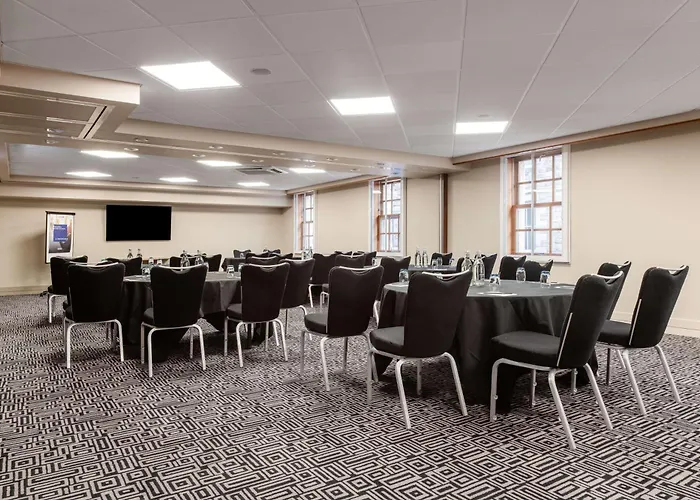 ホテル Radisson Blu Hotel, Centre 4*