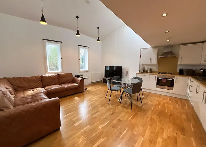 Apartament Private Parking 2 Bed 2 Bath