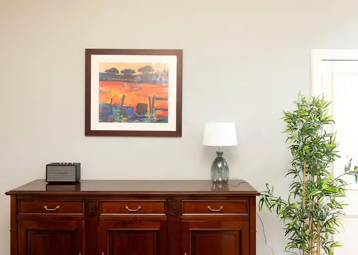 Stylish 1-bedroom Apartment *
