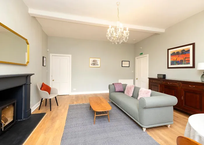 شقة Stylish 1-bedroom إدنبرة