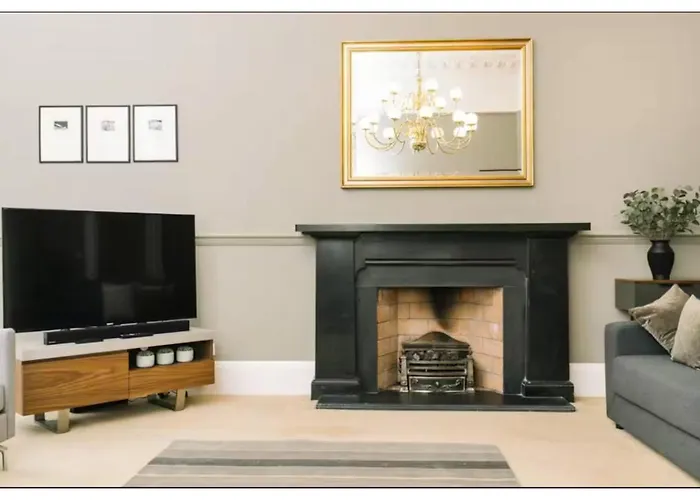 Joivy Elegant New Town Flat Near Princes Street Апартаменты