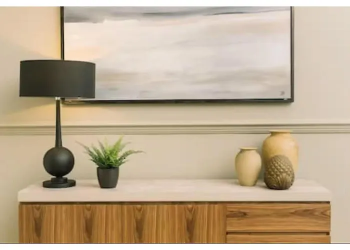 Joivy Elegant New Town Flat Near Princes Street * Edinburgh