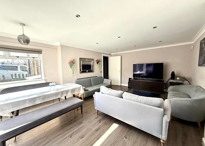 Immanuel House - Modern Luxury Victorian 1872 - Free Parking & Superfast Fibre Optic Wifi