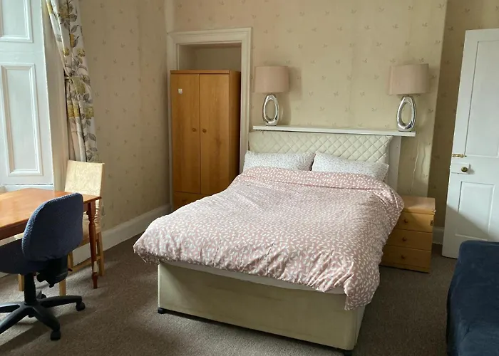 Gilmore Flat (adults Only) *