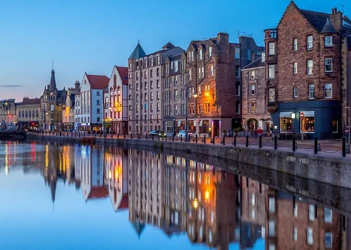 The Shore 2 Bedroom אדינבורו