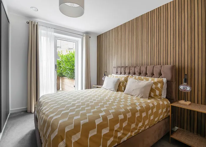 Апартаменты Beautiful Meadowbank With On-street Parking Эдинбург