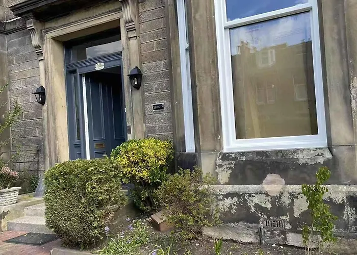 Guest house Kingston