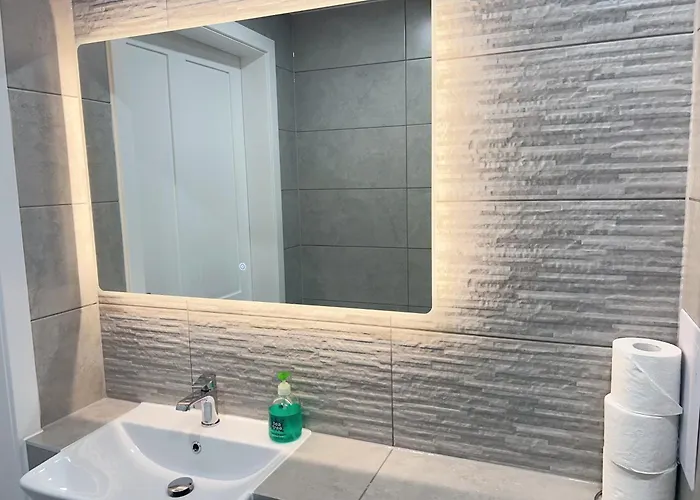 Πανσιόν Alexander