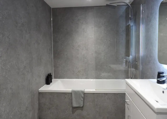 Apartment Montgomery Lovely 3 Bedroom With Private Garden In Centre Edinburgh