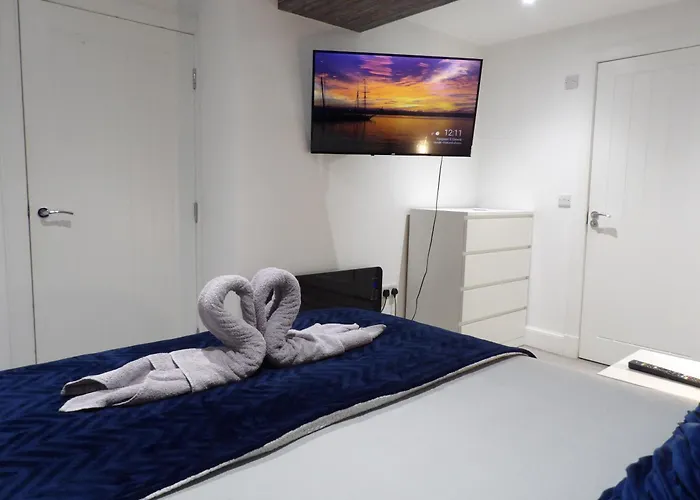 Apartment Montgomery Lovely 3 Bedroom With Private Garden In Centre