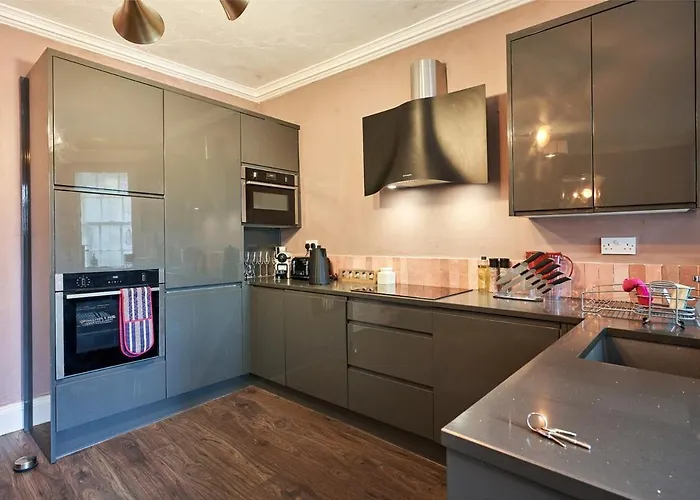 3 Bedroom - Historic Old Town * إدنبرة