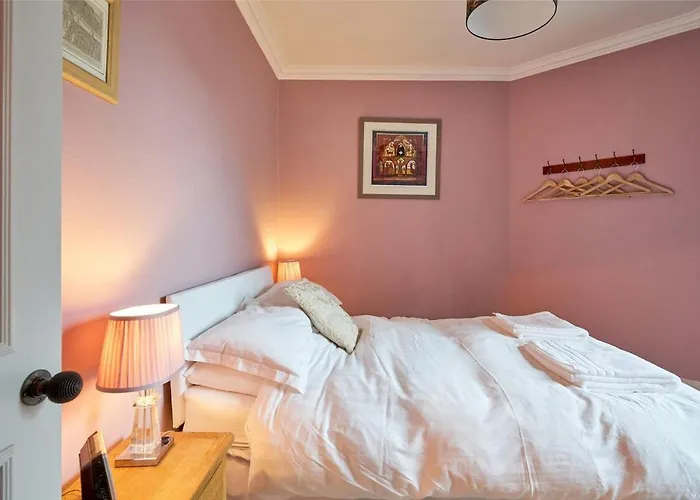 شقة 3 Bedroom - Historic Old Town *