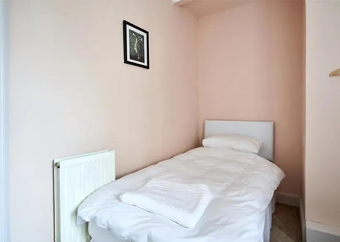 شقة 3 Bedroom - Historic Old Town إدنبرة