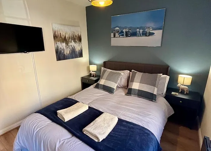 Apartment The Wheel House - Private Front Door And Free Parking *