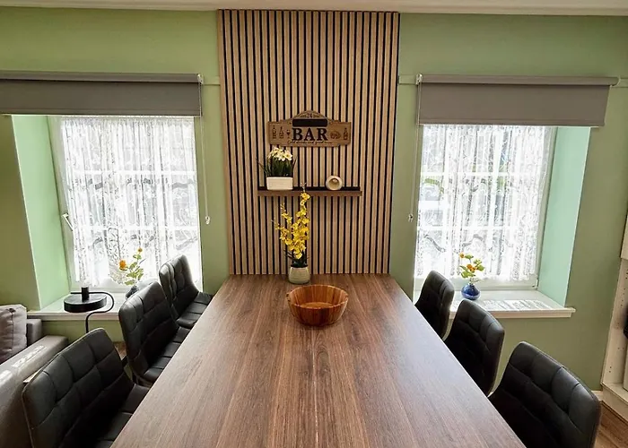 The Wheel House - Private Front Door And Free Parking * Edinburgh