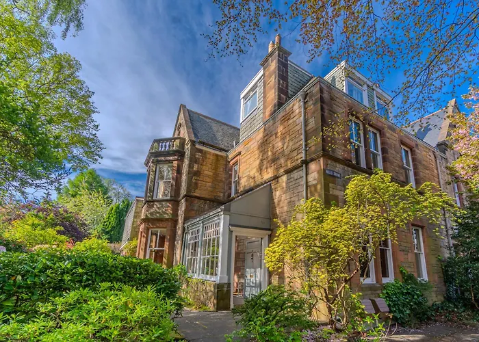 Victorian Charm - Lush Garden, Shops And Parking Apartmán