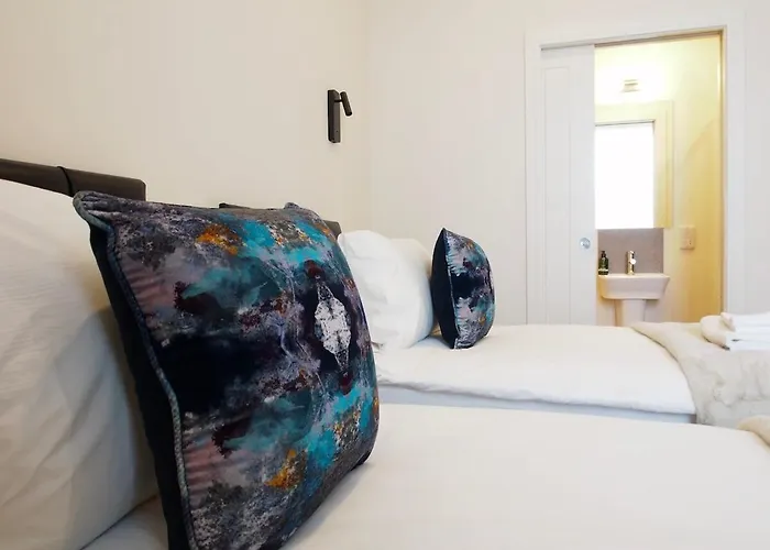 Spacious Luxe 2-bed Near The Centre - Flat 6, Elgin House Διαμέρισμα