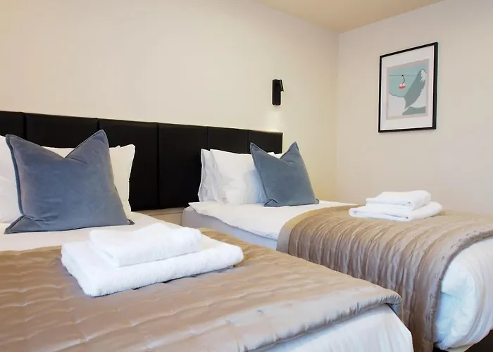 דירה Bright & Airy Mezzanine Loft In - Flat 4, Elgin House *