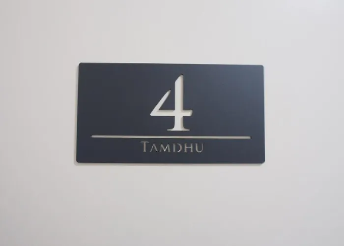 Bright & Airy Mezzanine Loft In - Flat 4, Elgin House דירה