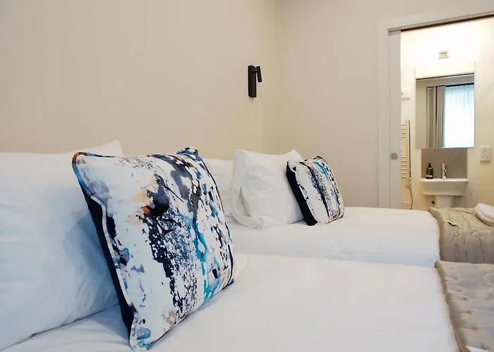 דירה Spacious And Modern 2-bed On Easter Road - Flat 3, Elgin House אדינבורו