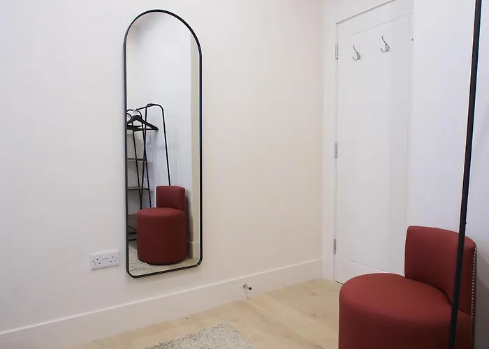 Spacious And Modern 2-bed On Easter Road - Flat 3, Elgin House דירה *