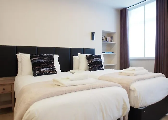 Daire Stylish, Modern On Easter Road - Flat 2, Elgin House